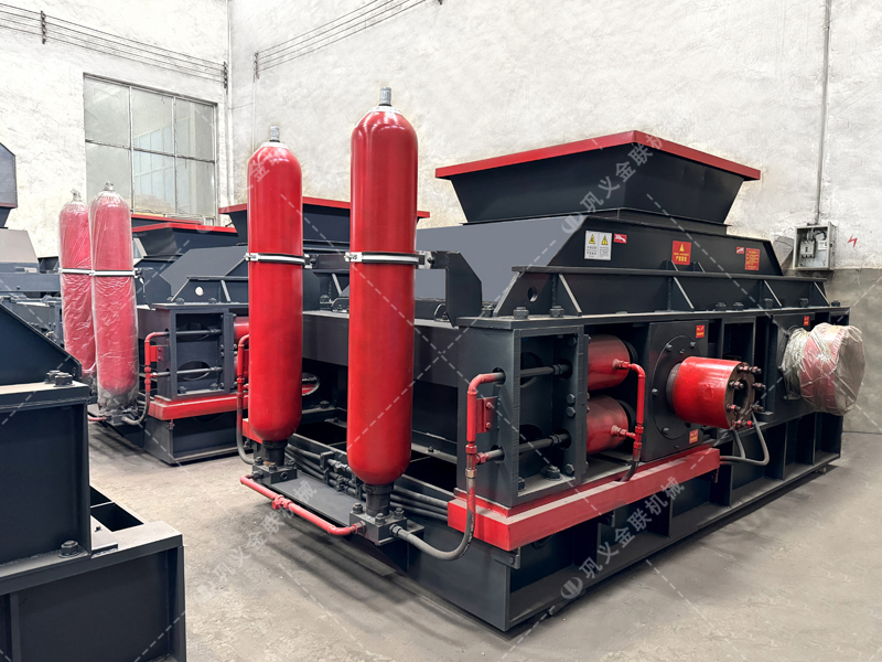 低轉速高壓力對輥制砂機，憑什么成為高品質機制砂的 “粒形守護神”？